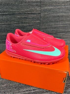 Nike Mercuril Vapor 16 Club TF PS (V) ‘Mad Energy Pack’ kids Turf Soccer Cleats
